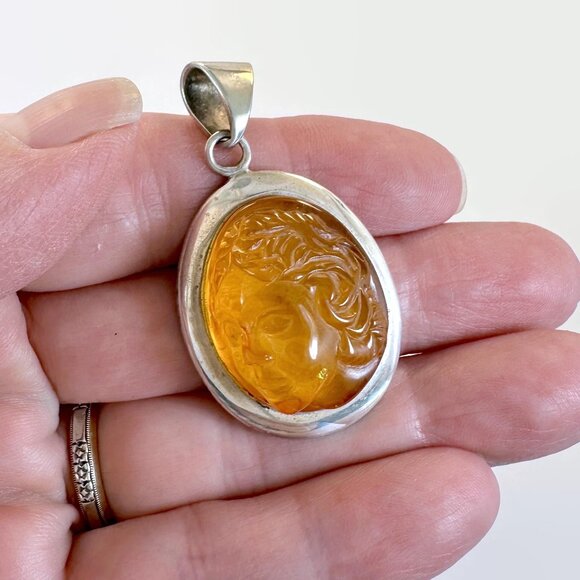 Amber Pendant, Carved, Cameo, Face, Lady, Vintage, Sterling Silver, Honey Amber - Picture 2 of 6
